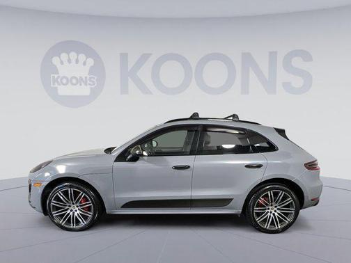 2015 Porsche Macan Turbo