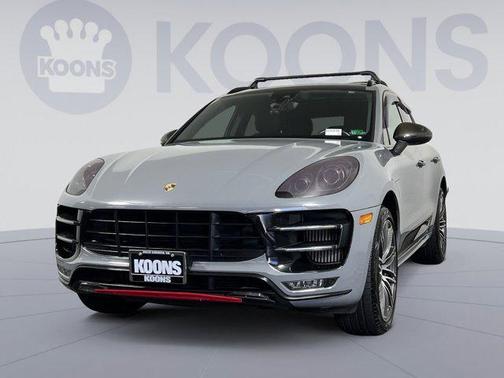 2015 Porsche Macan Turbo