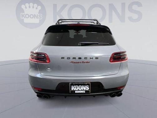 2015 Porsche Macan Turbo