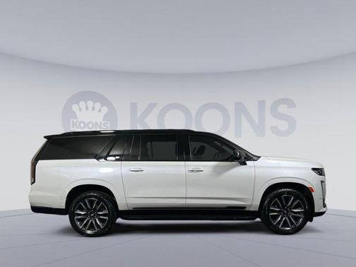 2021 Cadillac Escalade ESV Sport