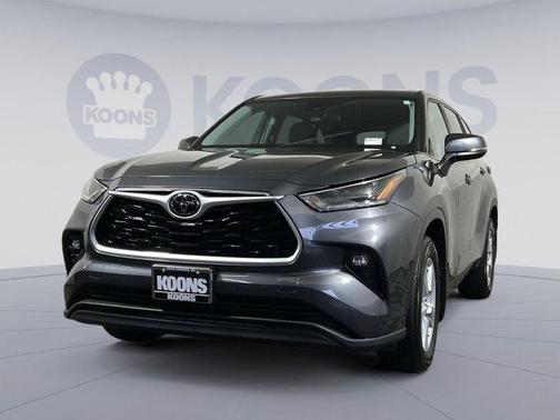2021 Toyota Highlander LE
