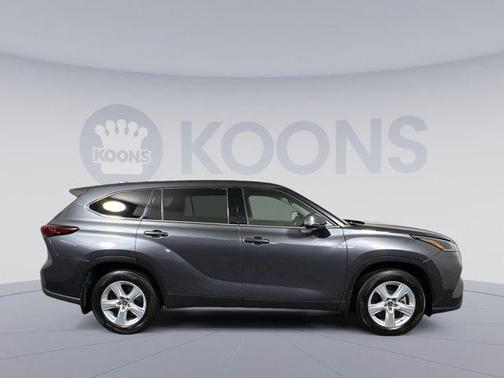 2021 Toyota Highlander LE
