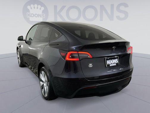 2024 Tesla Model Y Long Range Dual Motor All-Wheel Drive
