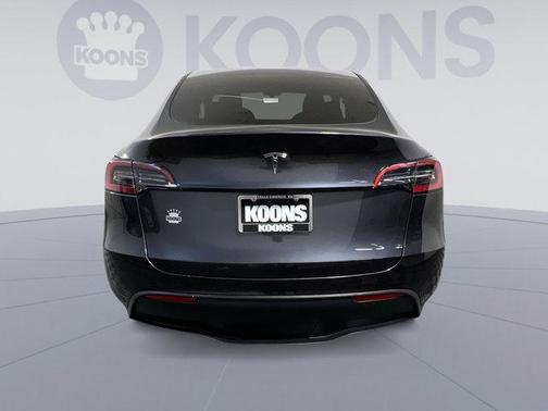 2024 Tesla Model Y Long Range Dual Motor All-Wheel Drive