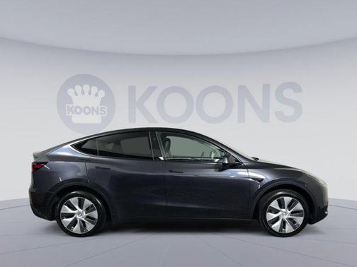 2024 Tesla Model Y Long Range Dual Motor All-Wheel Drive