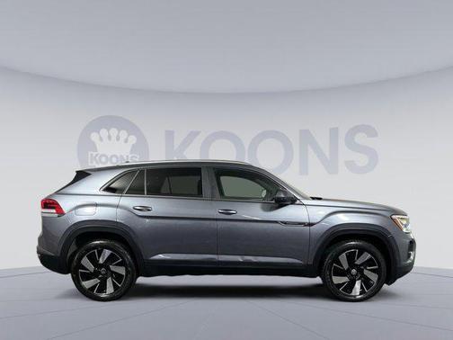 2024 Volkswagen Atlas Cross Sport 2.0T SE w/Technology 4MOTION