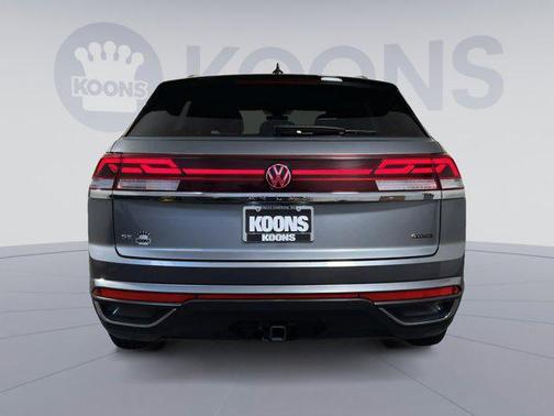 2024 Volkswagen Atlas Cross Sport 2.0T SE w/Technology 4MOTION