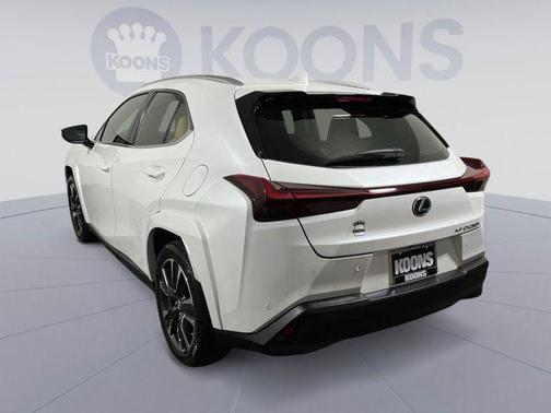 2023 Lexus UX 250h Base