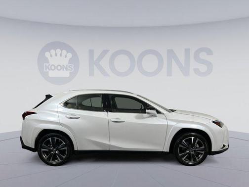 2023 Lexus UX 250h Base