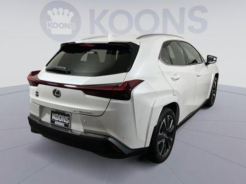 2023 Lexus UX 250h Base