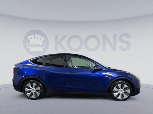 2021 Tesla Model Y Long Range Dual Motor All-Wheel Drive