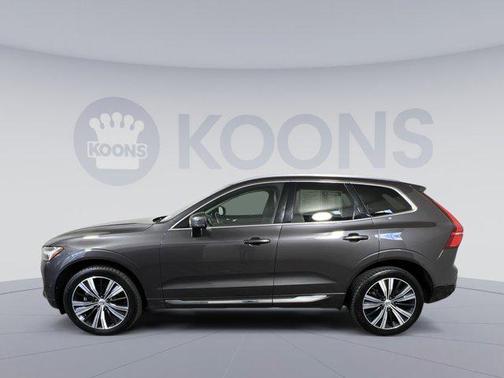 2022 Volvo XC60 B5 Inscription