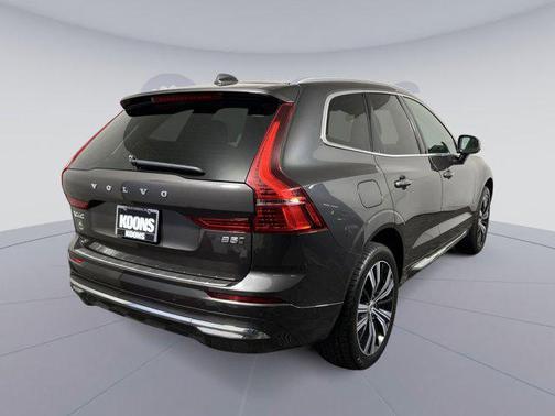 2022 Volvo XC60 B5 Inscription