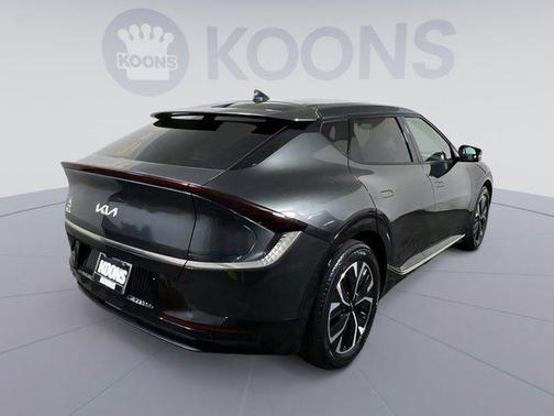 2022 Kia EV6 Wind