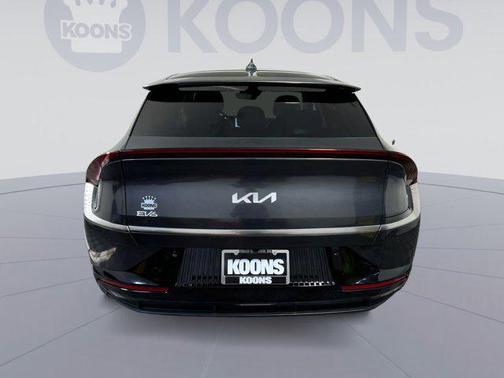 2022 Kia EV6 Wind