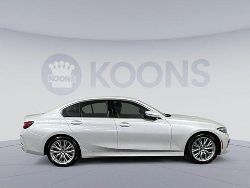 2024 BMW 330 i