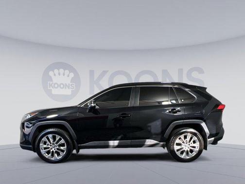 2021 Toyota RAV4 XLE Premium
