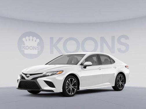 2020 Toyota Camry XSE