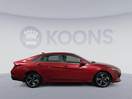 2023 Hyundai ELANTRA Limited