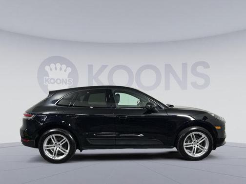 2021 Porsche Macan Base