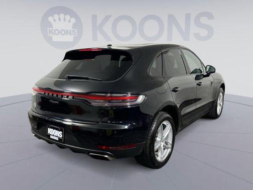 2021 Porsche Macan Base