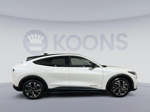 2024 Ford Mustang Mach-E Select