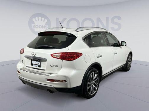 2016 INFINITI QX50 Base