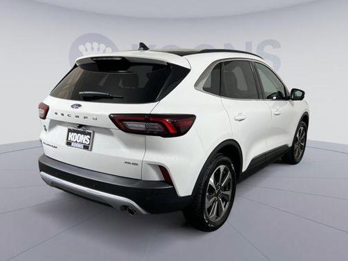 2025 Ford Escape Platinum