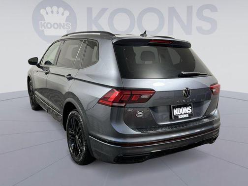 2022 Volkswagen Tiguan 2.0T SE R-Line Black