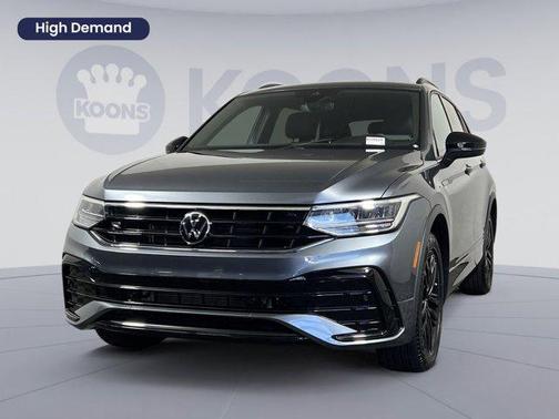2022 Volkswagen Tiguan 2.0T SE R-Line Black