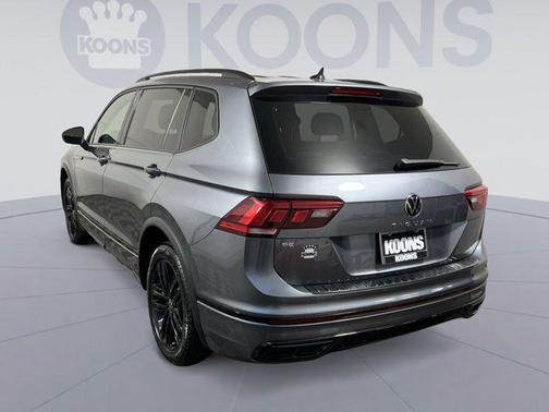 2022 Volkswagen Tiguan 2.0T SE R-Line Black