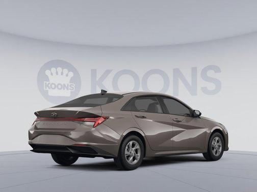 2023 Hyundai ELANTRA SE