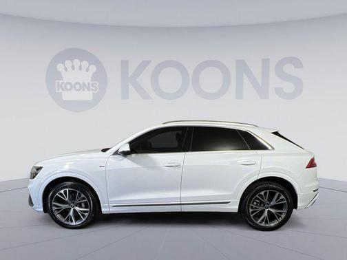 2023 Audi Q8 55 Premium Plus