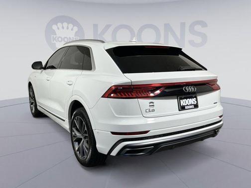 2023 Audi Q8 55 Premium Plus