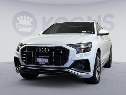 2023 Audi Q8 55 Premium Plus