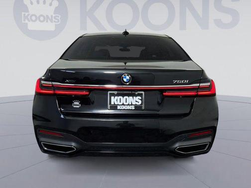 2020 BMW 750 i xDrive