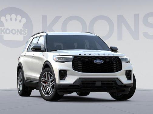 2025 Ford Explorer ST-Line