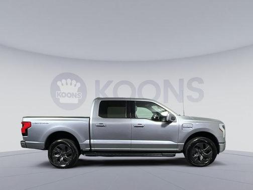 2023 Ford F-150 Lightning LARIAT