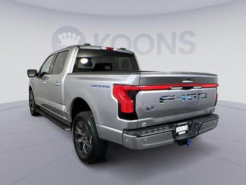 2023 Ford F-150 Lightning LARIAT