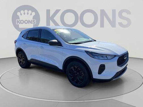Oxford White 2023 Ford Escape Active