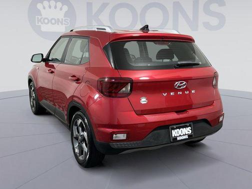 2022 Hyundai VENUE Limited