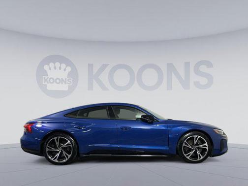 2022 Audi e-tron GT Prestige