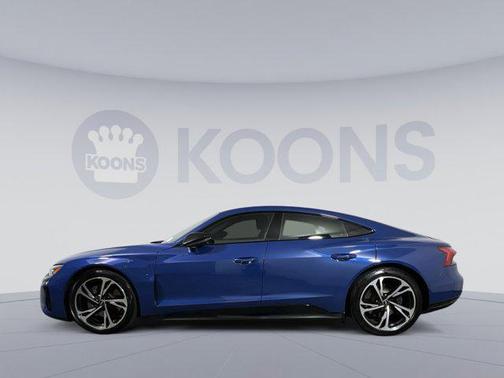 2022 Audi e-tron GT Prestige