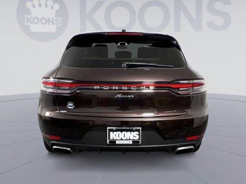 2021 Porsche Macan Base