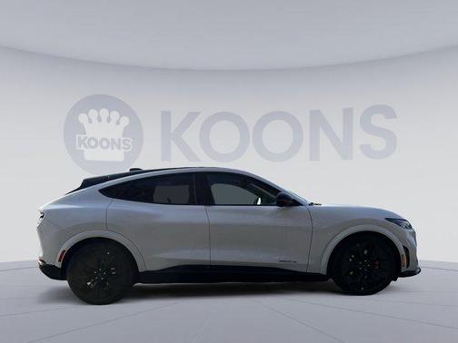 2025 Ford Mustang Mach-E GT