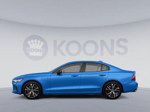 2021 Volvo S60 T5 Momentum