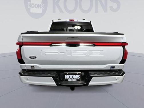 2024 Ford F-150 Lightning LARIAT