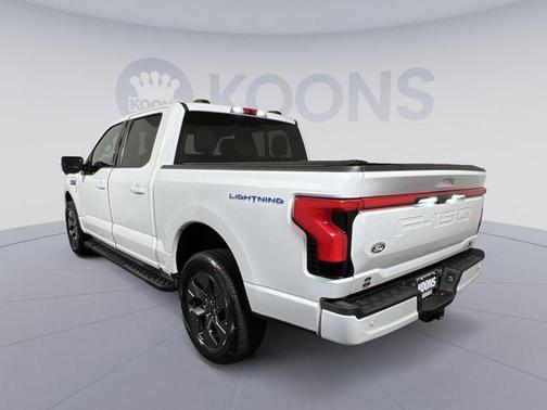 2024 Ford F-150 Lightning LARIAT