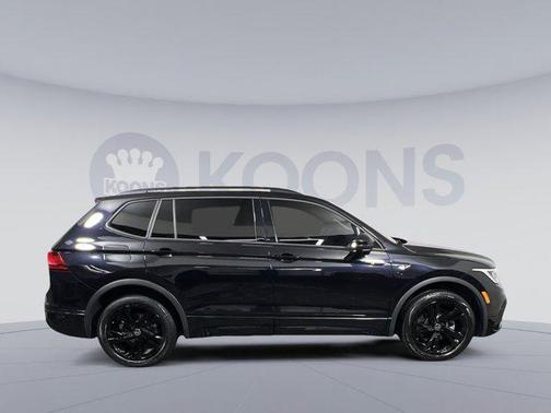 2023 Volkswagen Tiguan 2.0T SE R-Line Black