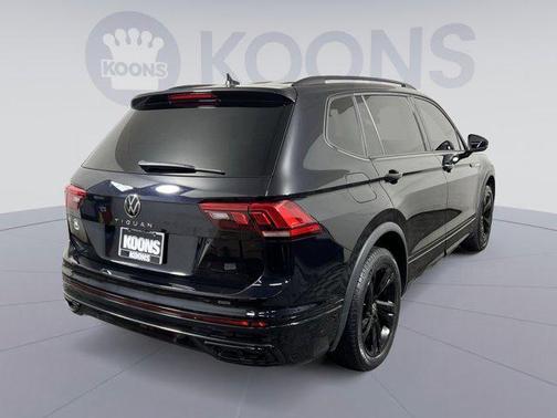 2023 Volkswagen Tiguan 2.0T SE R-Line Black